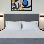 アパート L Residences &