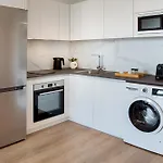 アパート L Residences & ラルナカ