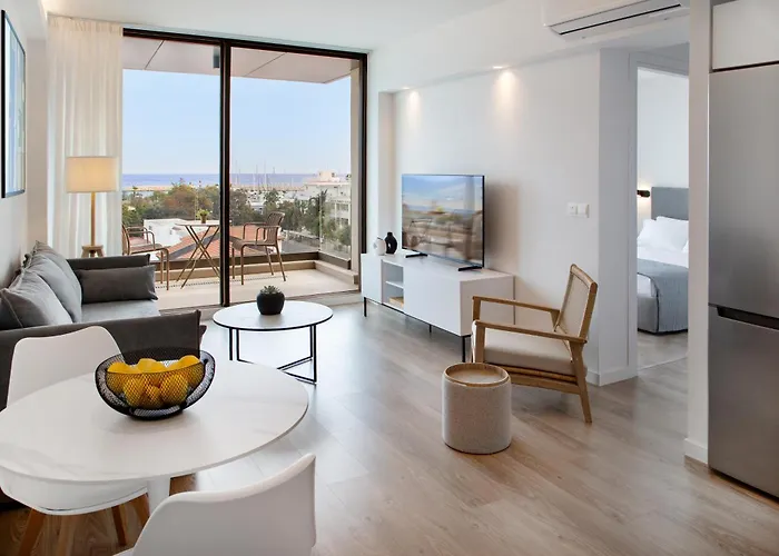 L Residences & * Larnaca