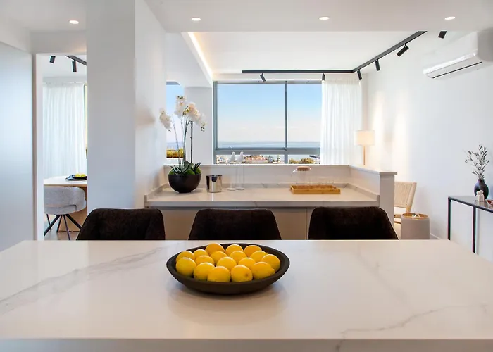 L Residences & Appartamento Larnaca