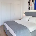 Apartment L Residences &