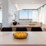 Lejlighed L Residences & *