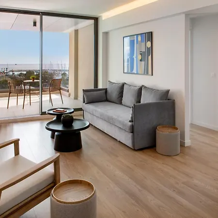 Апартаменты L Residences & Ларнака