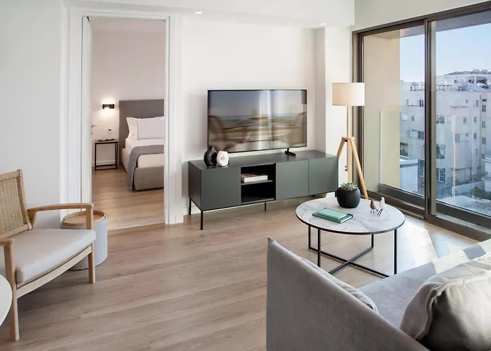 L Residences & * Ларнака